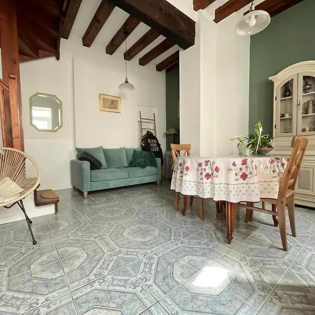 Vakantiehuis Maison De Caractere Du 17Eme Siecle *